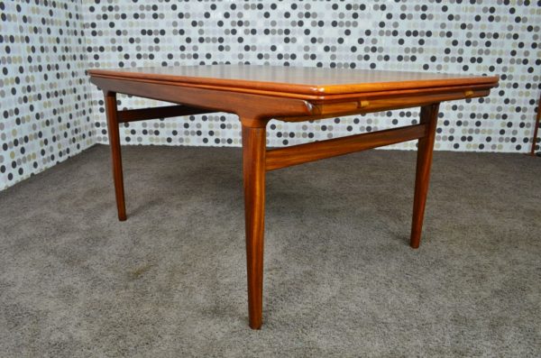 Table Design Danoise en Teck Johannes Andersen Vintage 1960